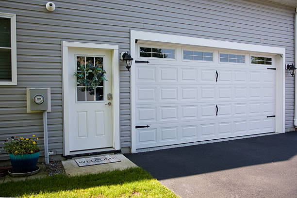 24/7 Emergency Garage Door Panel Replacement experts in West Haven, UT